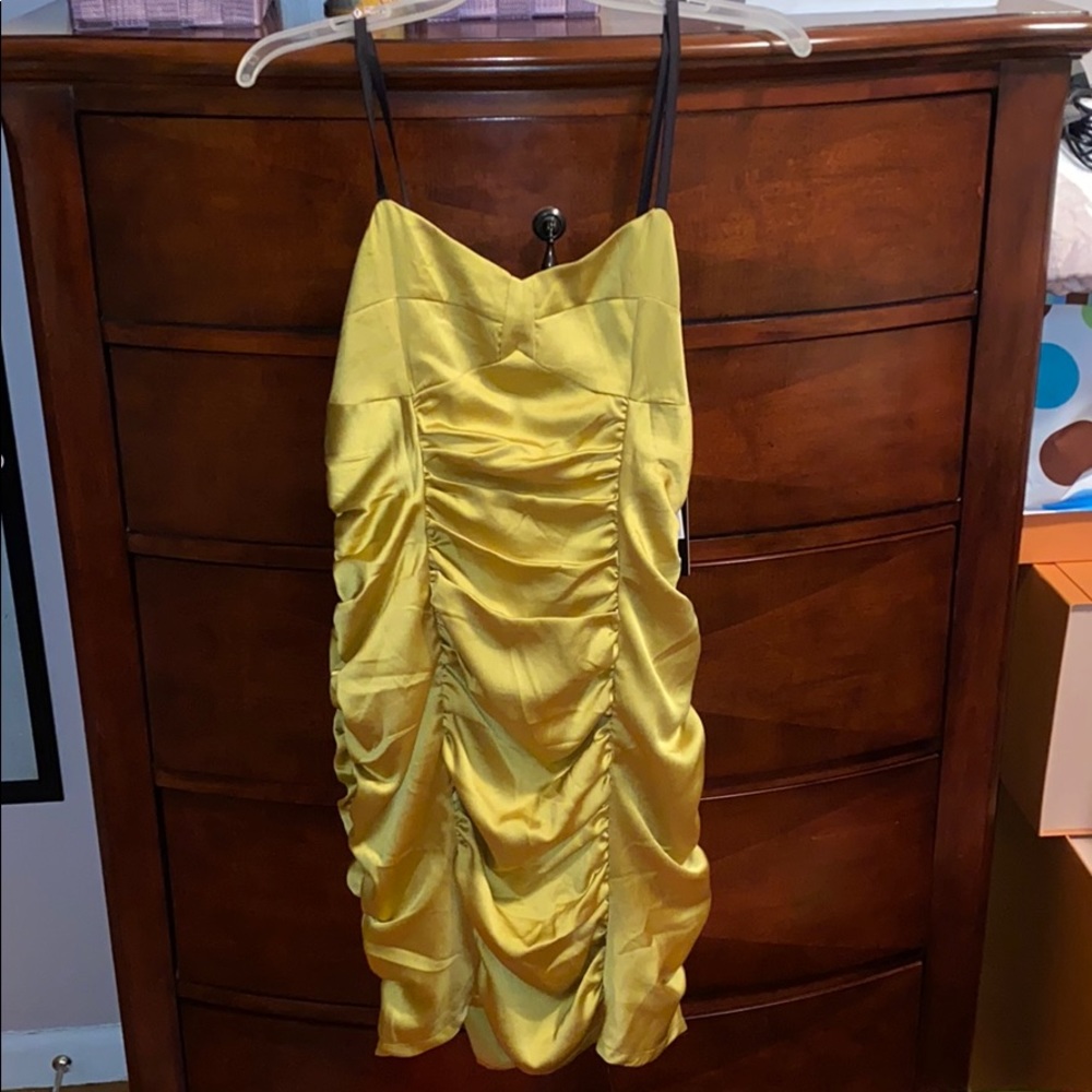 Lauriana Dark Lime Satin bodycon dress